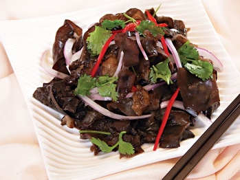 凉菜洋葱拌木耳(330622)