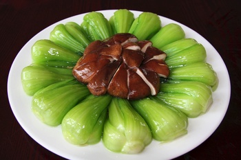 香菇炒上海青图片