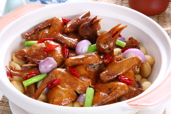 砂锅熏乳鸽(2993451)