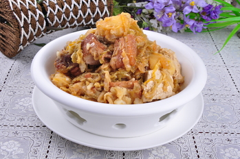 五花肉大骨烩酸菜(591868)